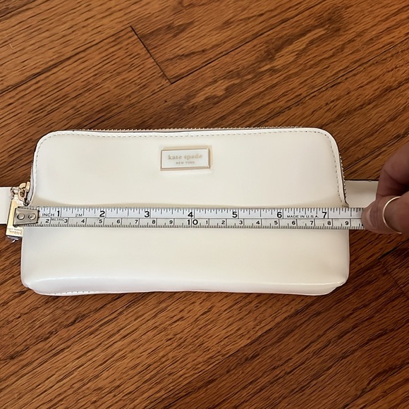 Kate Spade belt bag. - Picture 6 of 8
